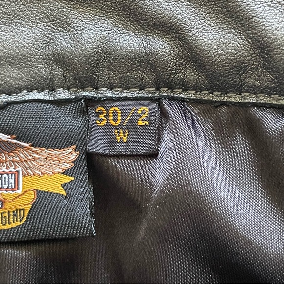 Harley-Davidson Mid-Rise Leather Riding Pants Straight Leg Black Womens Size 2 - Picture 4 of 10